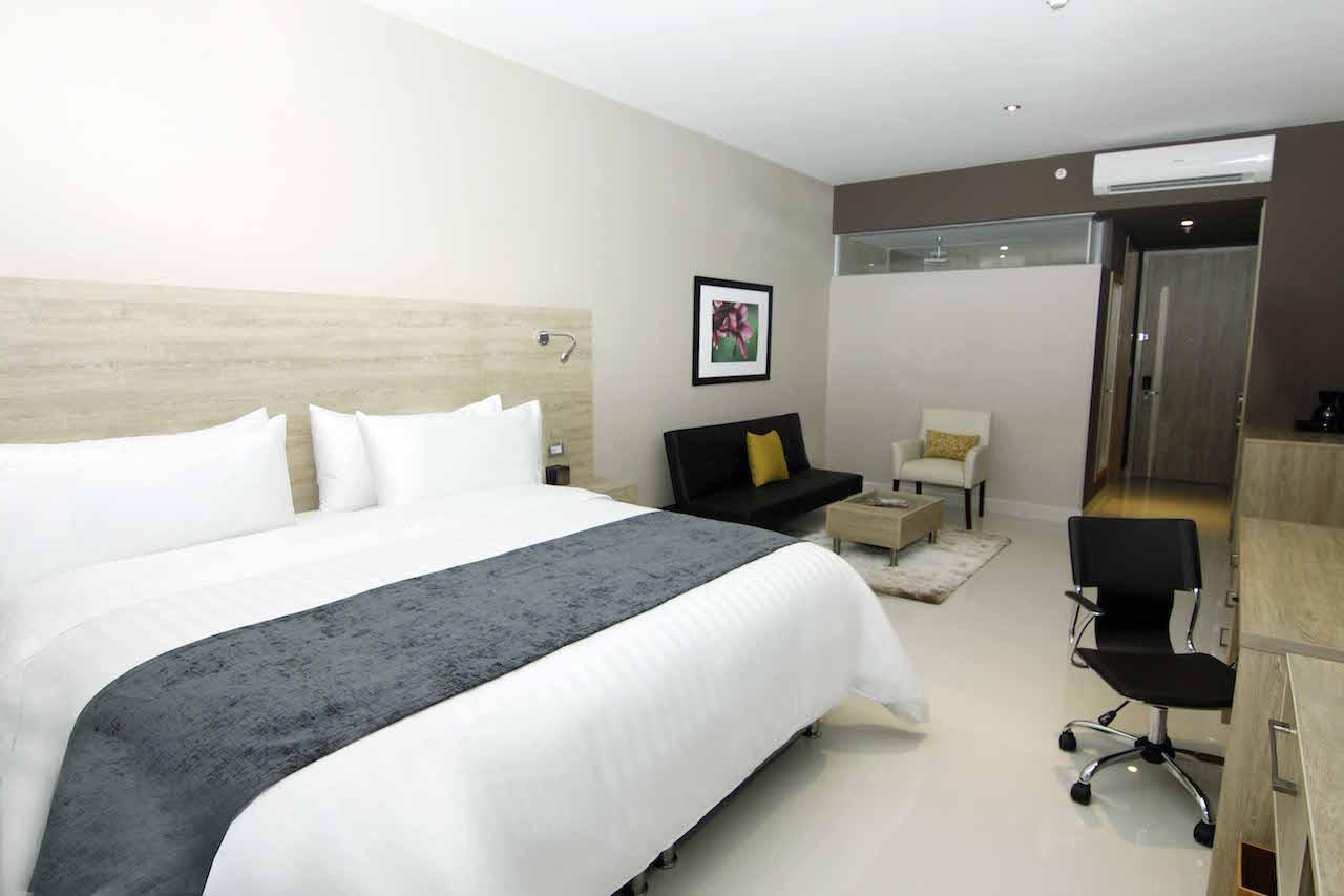 Ghl Collection Barranquilla Hotel Exterior photo A room at the hotel